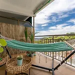 Front Retro Hideaway In * Salou