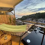 Front Retro Hideaway In Salou