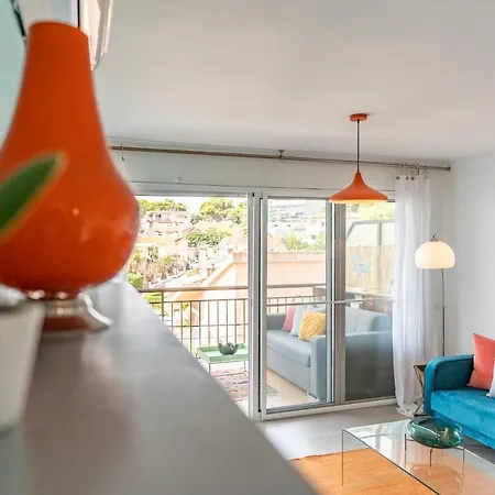 Front Retro Hideaway In Lejlighed