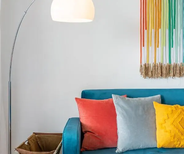 Front Retro Hideaway In * Σαλού