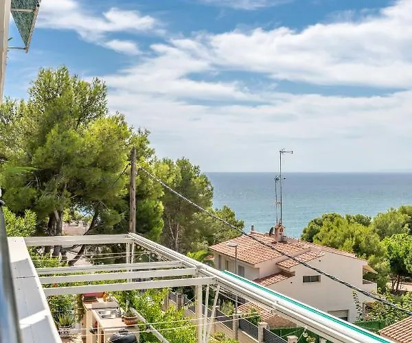 Front Retro Hideaway In Salou