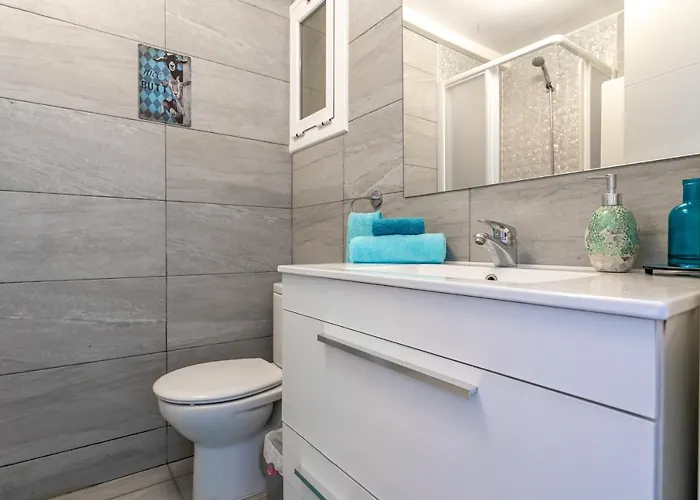 Διαμέρισμα Front Retro Hideaway In Σαλού